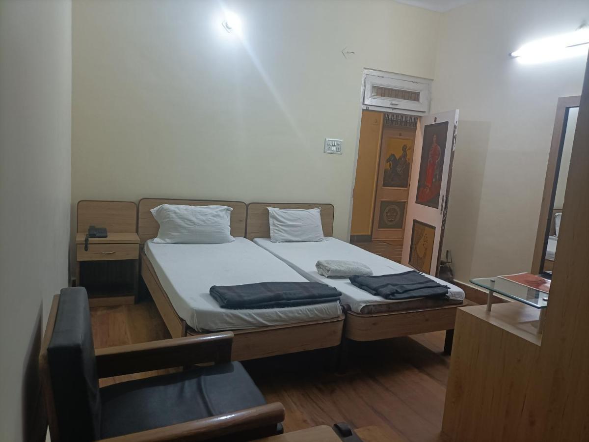Hotel Midtown Харидвар Экстерьер фото