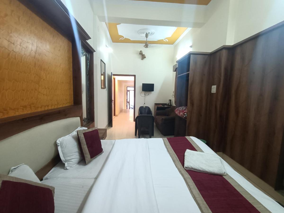 Hotel Midtown Харидвар Экстерьер фото